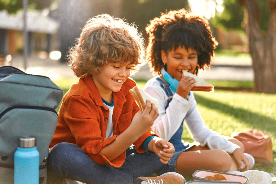 Kids eating after school snacks 