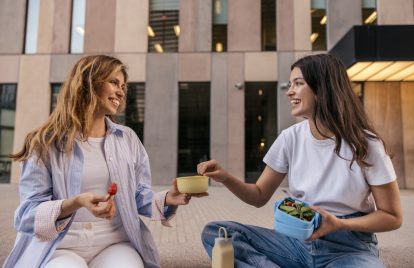 Smart Office Snacks: Delicious Ideas for Your Desk